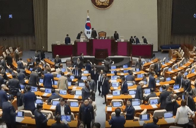 韩国国会通过尹锡悦总统弹劾案