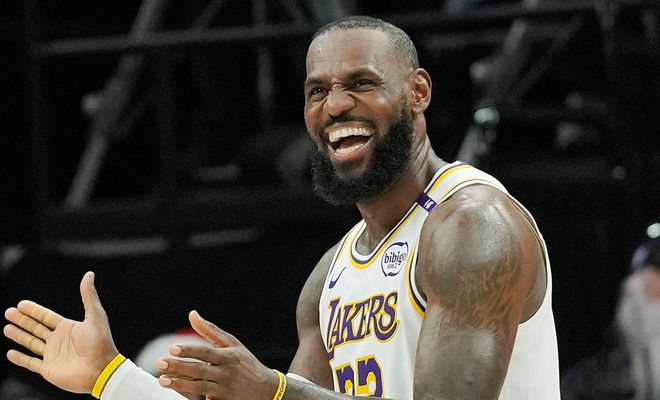 NBA最新排名：湖人升至西部第5勇士第7 快船跌第8太阳掉到第11-梵星网